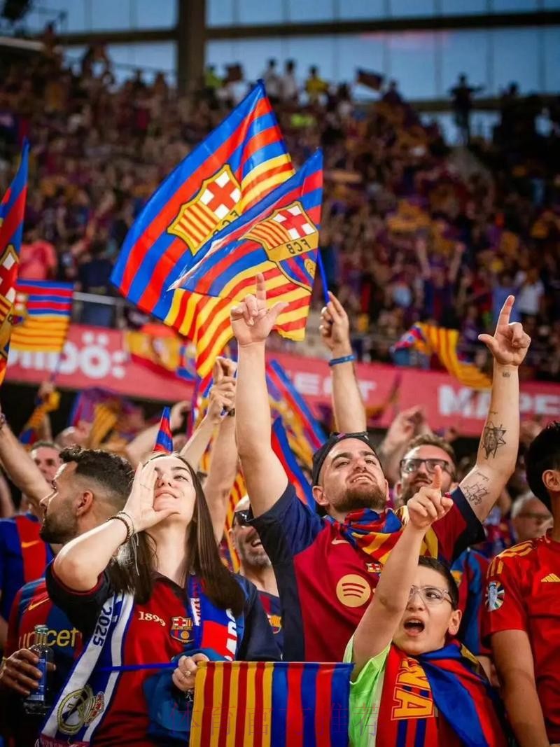 西媒：输给巴萨后 皇马内部认为这防线进欧协都难